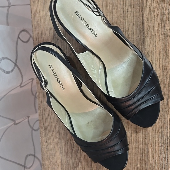 Franco Fortified Wedge Heels w/box - Picture 3 of 6